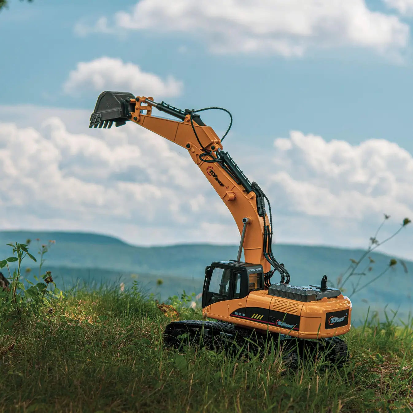 Remote Control Excavator RC Digger Truck For Kids I Rechargeable